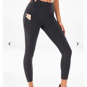 New with tags fabletics oasis leggings